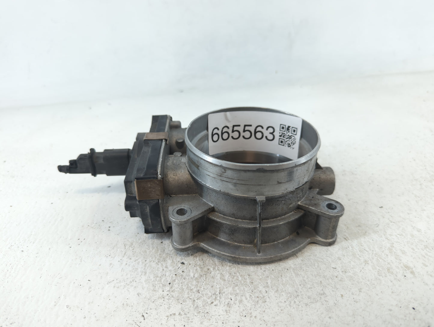 2016-2021 Chevrolet Camaro Throttle Body P/N:12678223 Fits Fits 2014 2015 2016 2017 2018 2019 2020 2021 2022 OEM Used Auto P
