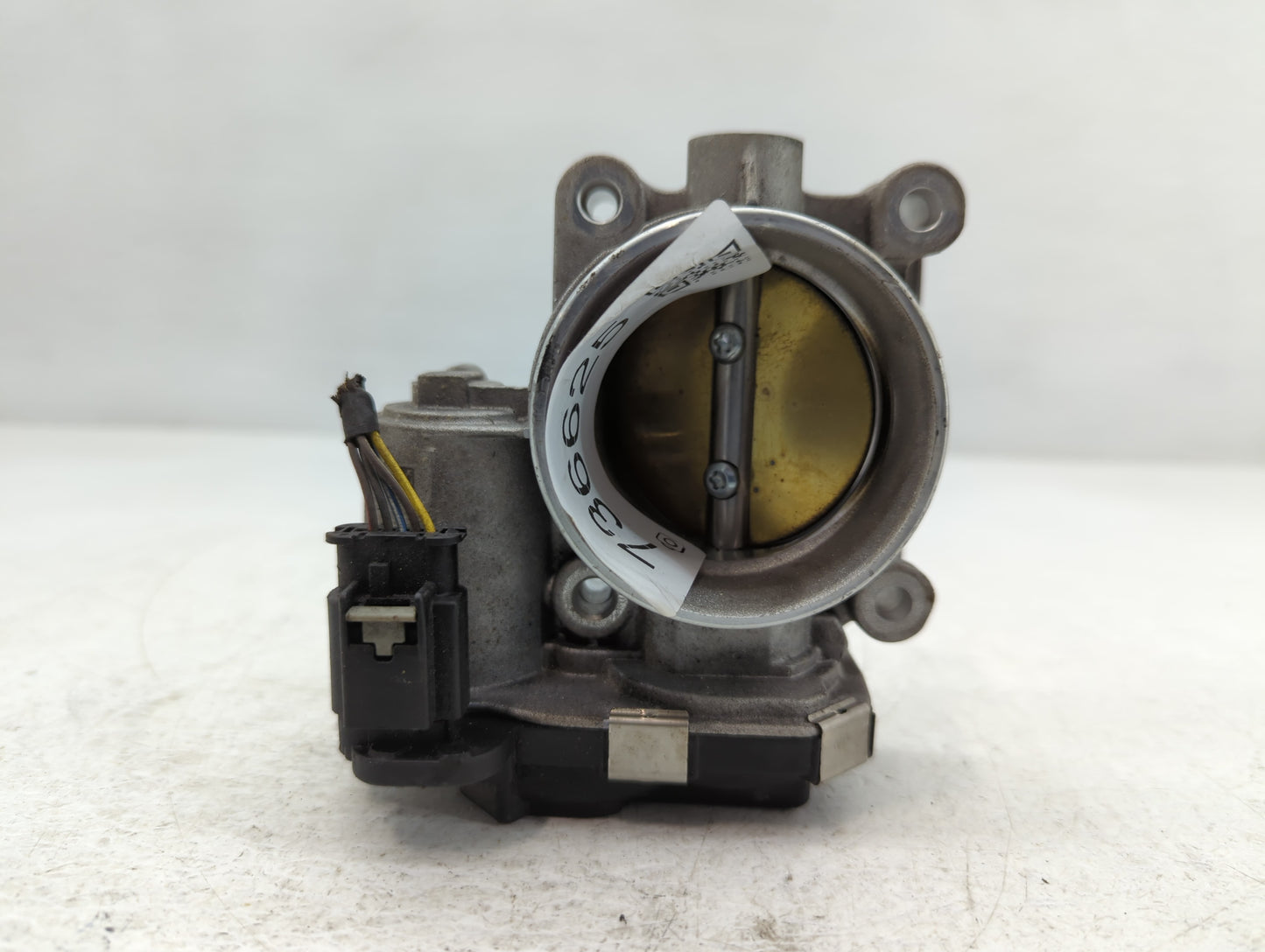 2016-2021 Chevrolet Camaro Throttle Body P/N:12670837AA Fits Fits 2013 2014 2015 2016 2017 2018 2019 2020 2021 OEM Used Auto