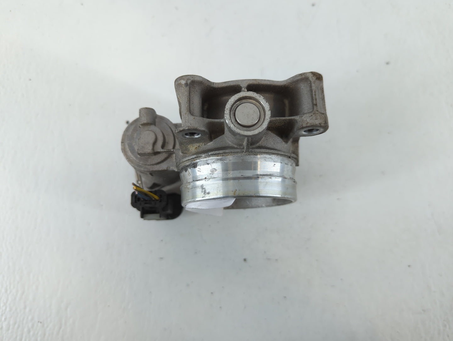 2016-2021 Chevrolet Camaro Throttle Body P/N:12670837AA Fits Fits 2013 2014 2015 2016 2017 2018 2019 2020 2021 OEM Used Auto