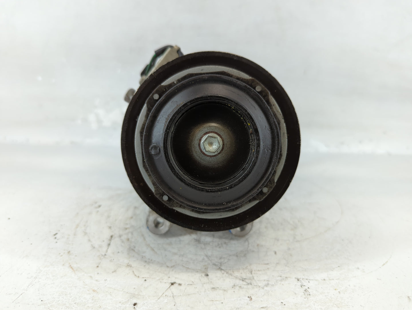 2018-2021 Chevrolet Camaro Air Conditioning A/c Ac Compressor Oem - Oemusedautoparts1.com