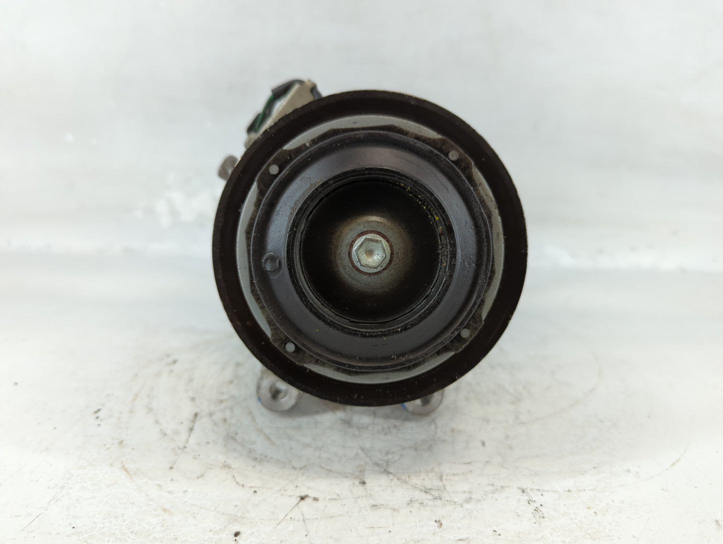 2018-2021 Chevrolet Camaro Air Conditioning A/c Ac Compressor Oem - Oemusedautoparts1.com