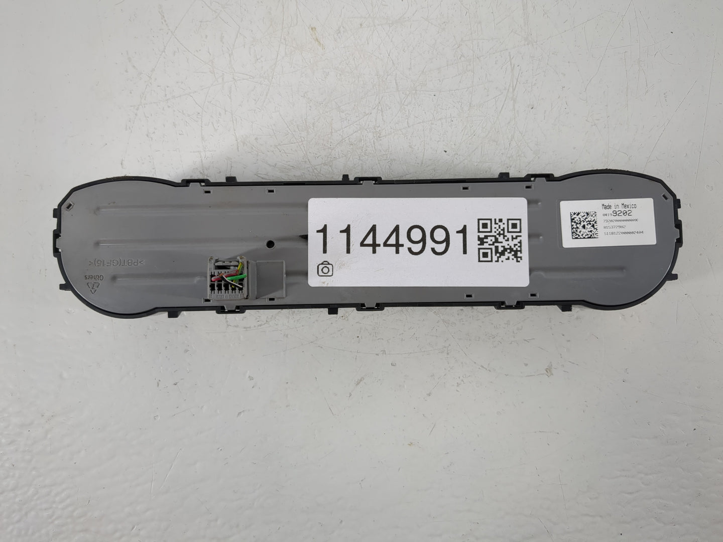 2015-2022 Chevrolet Colorado Climate Control Module Temperature AC/Heater Replacement P/N:84199202 Fits OEM Used Auto Parts 
