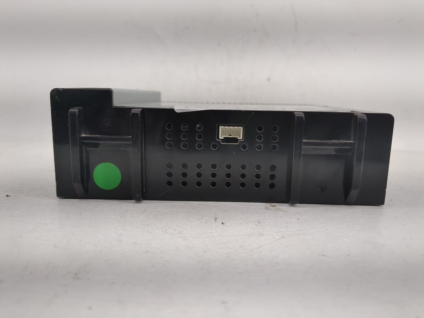 2018-2019 Chevrolet Colorado Radio AM FM Cd Player Receiver Replacement P/N:42554623 Fits Fits 2018 2019 OEM Used Auto Parts