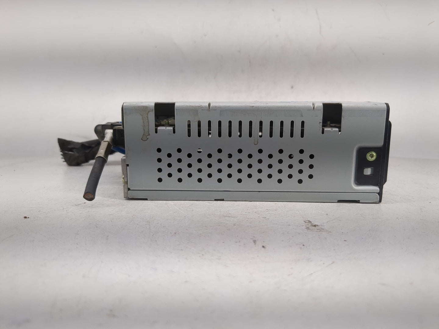 2018-2019 Chevrolet Colorado Radio AM FM Cd Player Receiver Replacement P/N:42554623 Fits Fits 2018 2019 OEM Used Auto Parts