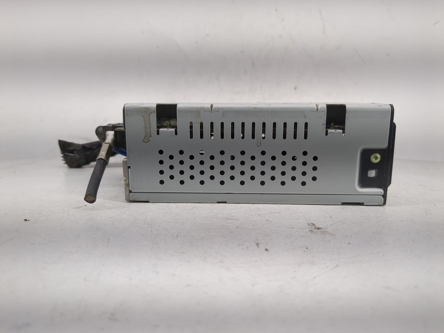 2018-2019 Chevrolet Colorado Radio AM FM Cd Player Receiver Replacement P/N:42554623 Fits Fits 2018 2019 OEM Used Auto Parts