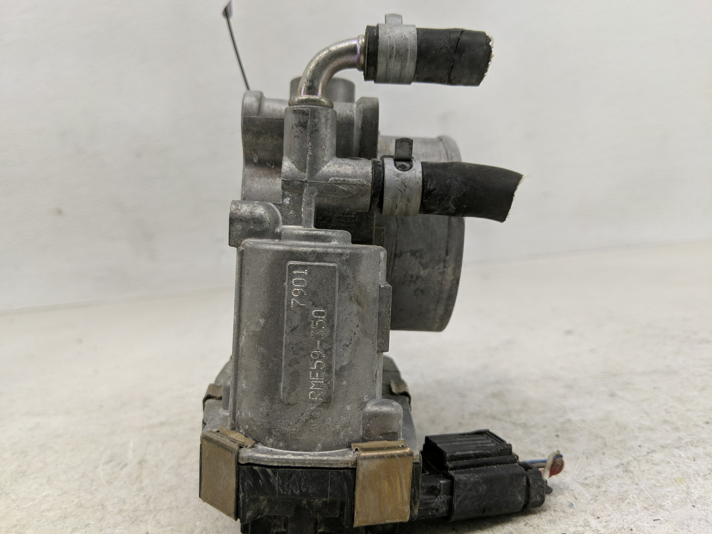 2017-2022 Chevrolet Colorado Throttle Body P/N:RME59-350 Fits Fits 2016 2017 2018 2019 2020 2021 2022 OEM Used Auto Parts - 