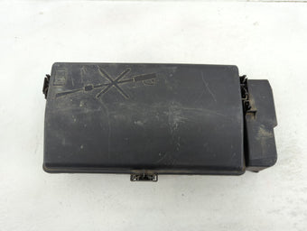compare product 2018 Chevrolet Colorado Fusebox Fuse Box Panel Relay Module P/N:812461952 Fits Fits 2019 2020 2021 2022 OEM Used Auto Parts