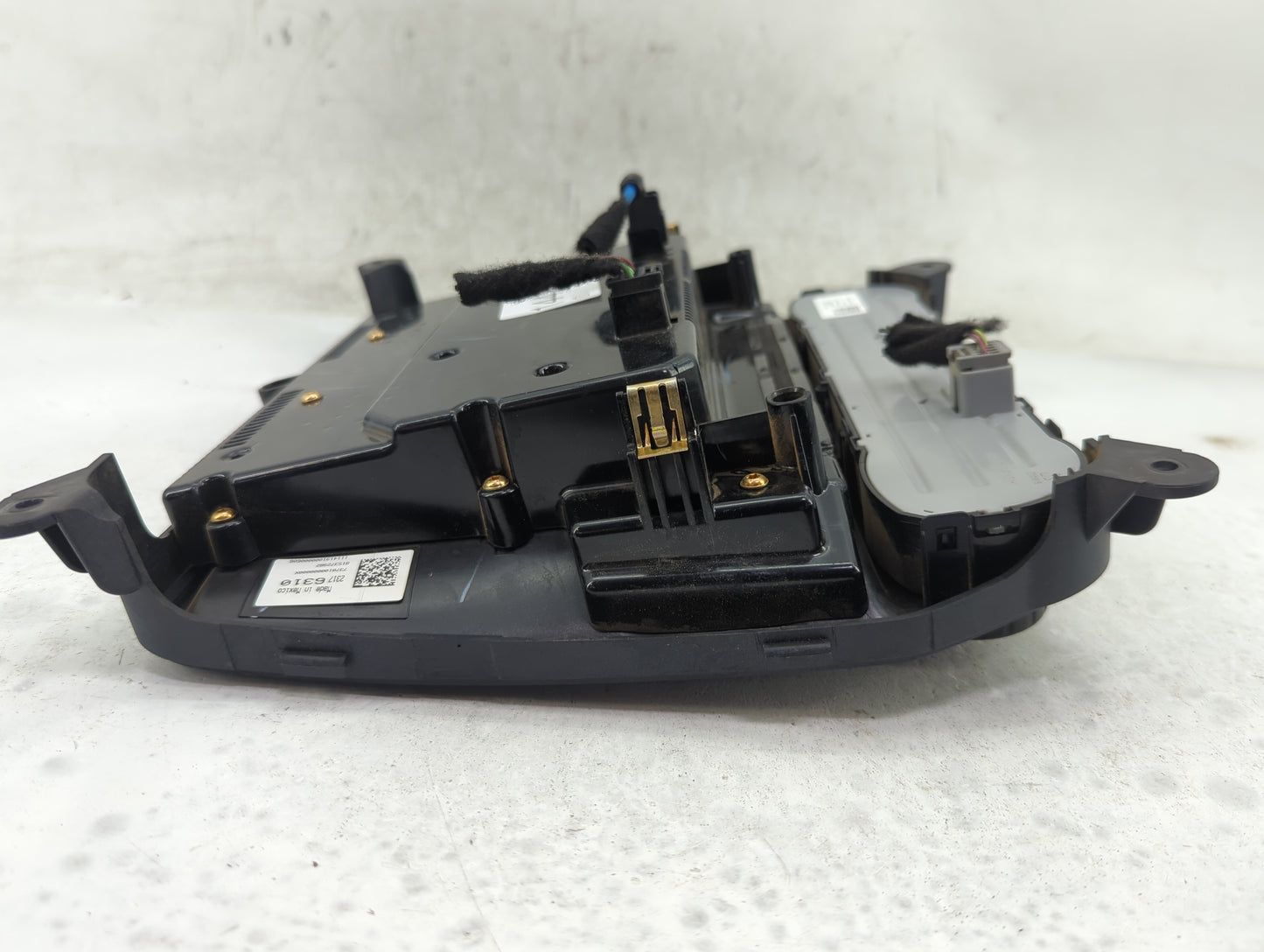 2015-2019 Chevrolet Colorado Radio Control Panel - Oemusedautoparts1.com