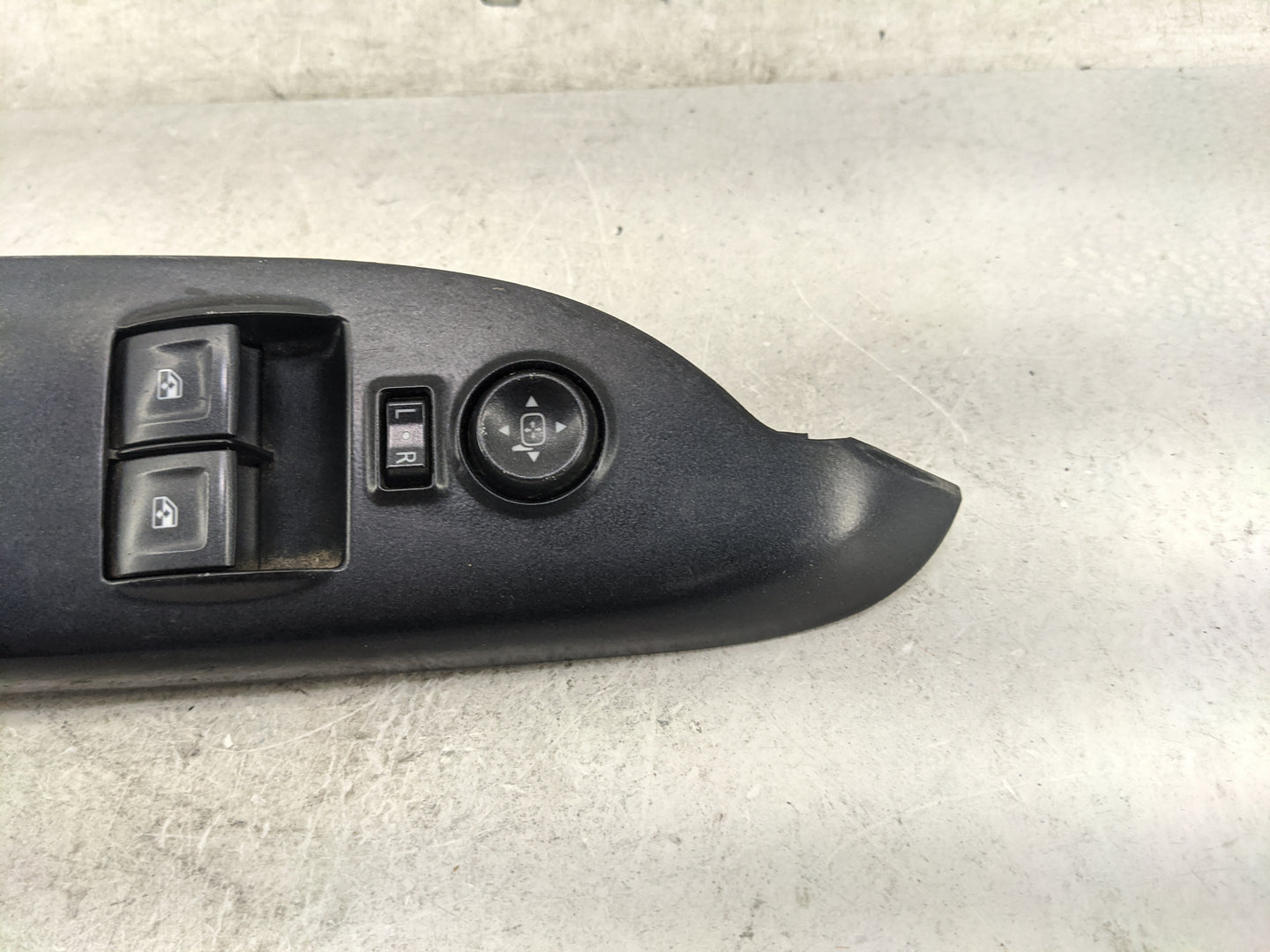 2015-2022 Chevrolet Colorado Master Power Window Switch Replacement Driver Side Left P/N:22964465 22917212 Fits OEM Used Aut