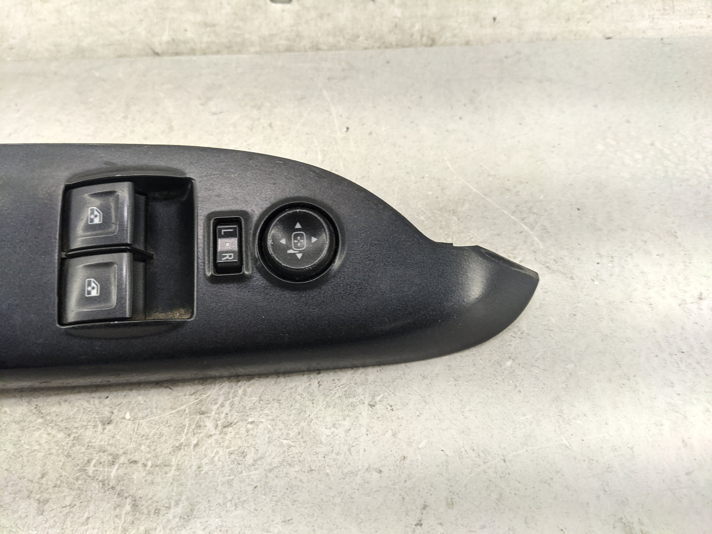2015-2022 Chevrolet Colorado Master Power Window Switch Replacement Driver Side Left P/N:22964465 22917212 Fits OEM Used Aut