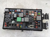 2017-2018 Chevrolet Colorado Fusebox Fuse Box Panel Relay Module P/N:13372792 1327207, 812461952 Fits Fits 2017 2018 2019 20