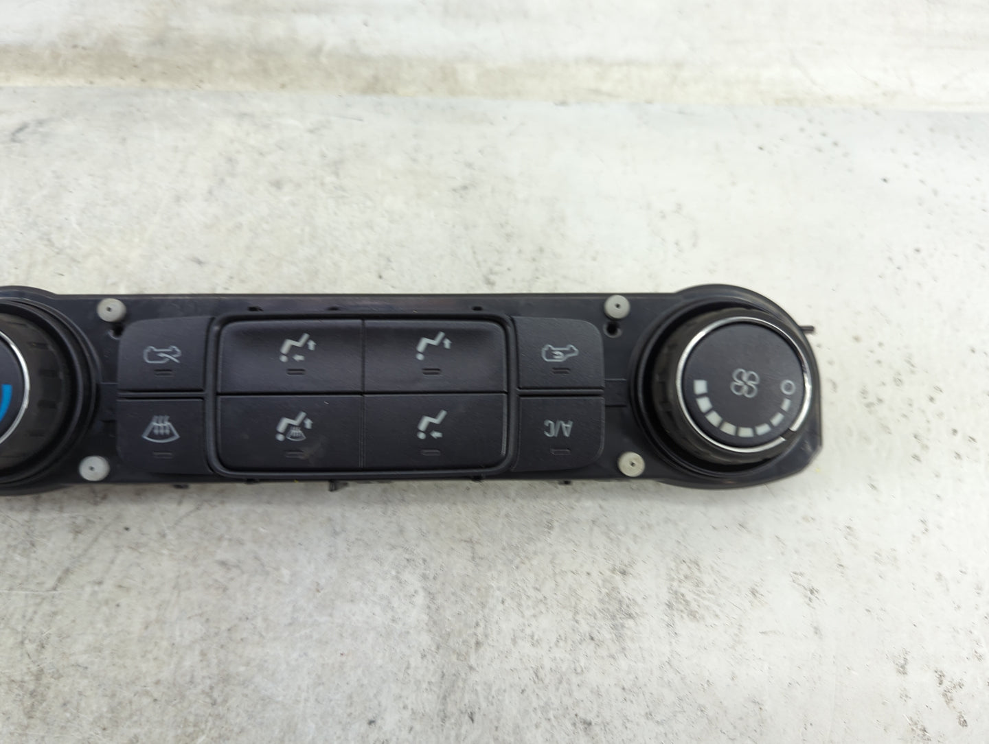 2015-2022 Chevrolet Colorado Climate Control Module Temperature AC/Heater Replacement P/N:84199202 7370200000000X Fits OEM U