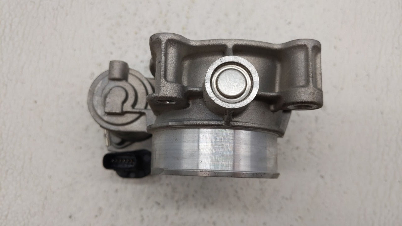 2016-2018 Chevrolet Colorado Throttle Body P/N:12670839AA Fits Fits 2016 2017 2018 2019 OEM Used Auto Parts - Oemusedautopar