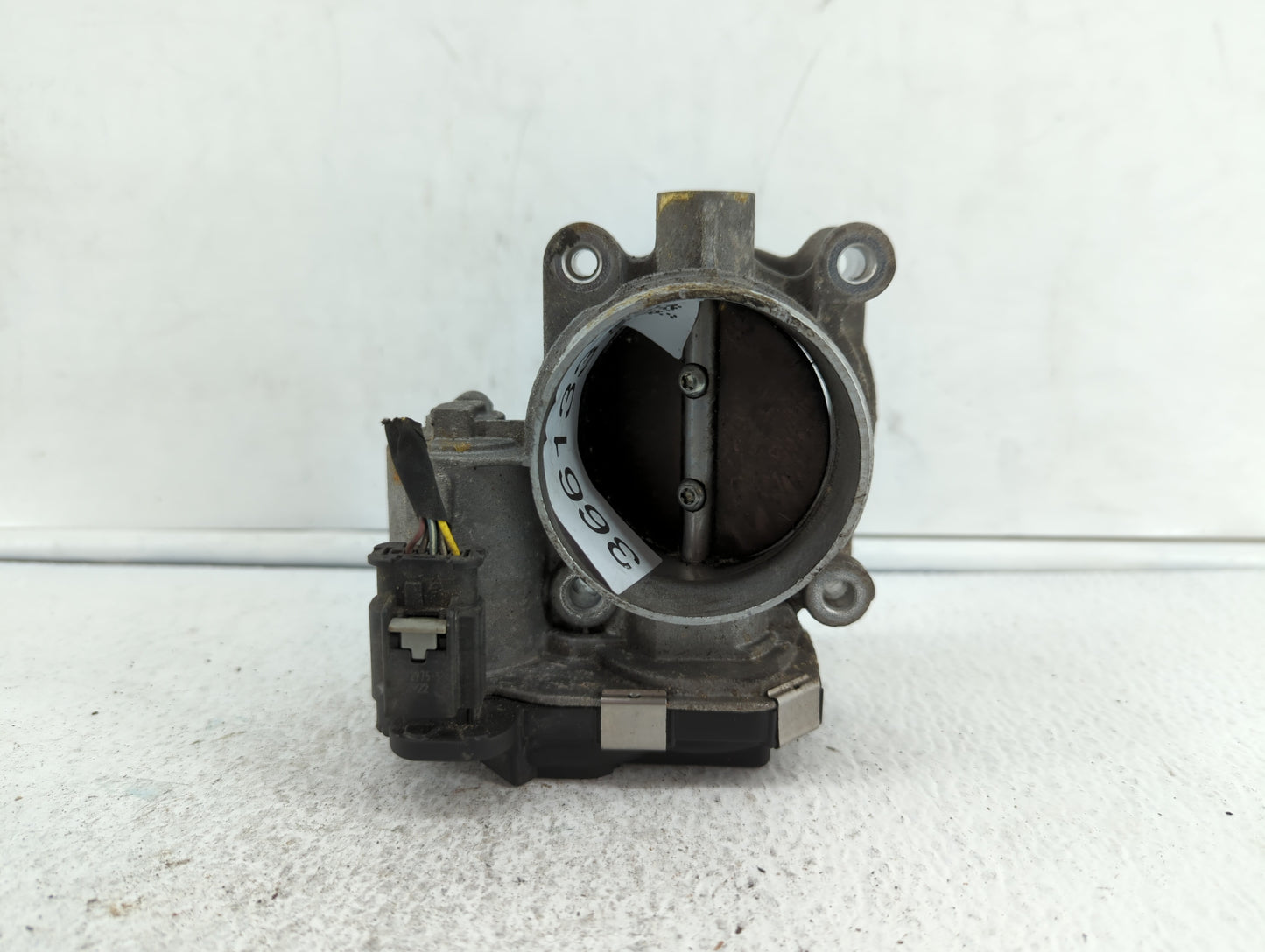 2016-2018 Chevrolet Colorado Throttle Body P/N:12670839AA 12627217DA Fits Fits 2016 2017 2018 2019 OEM Used Auto Parts - Oem