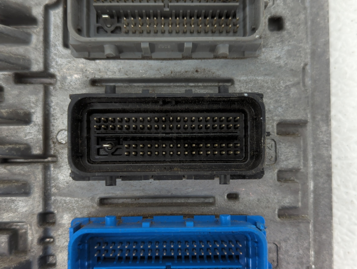 2018 Chevrolet Colorado PCM Engine Control Computer ECU ECM PCU OEM P/N:12702505 12669908, 12681528 Fits Fits 2017 2019 OEM 