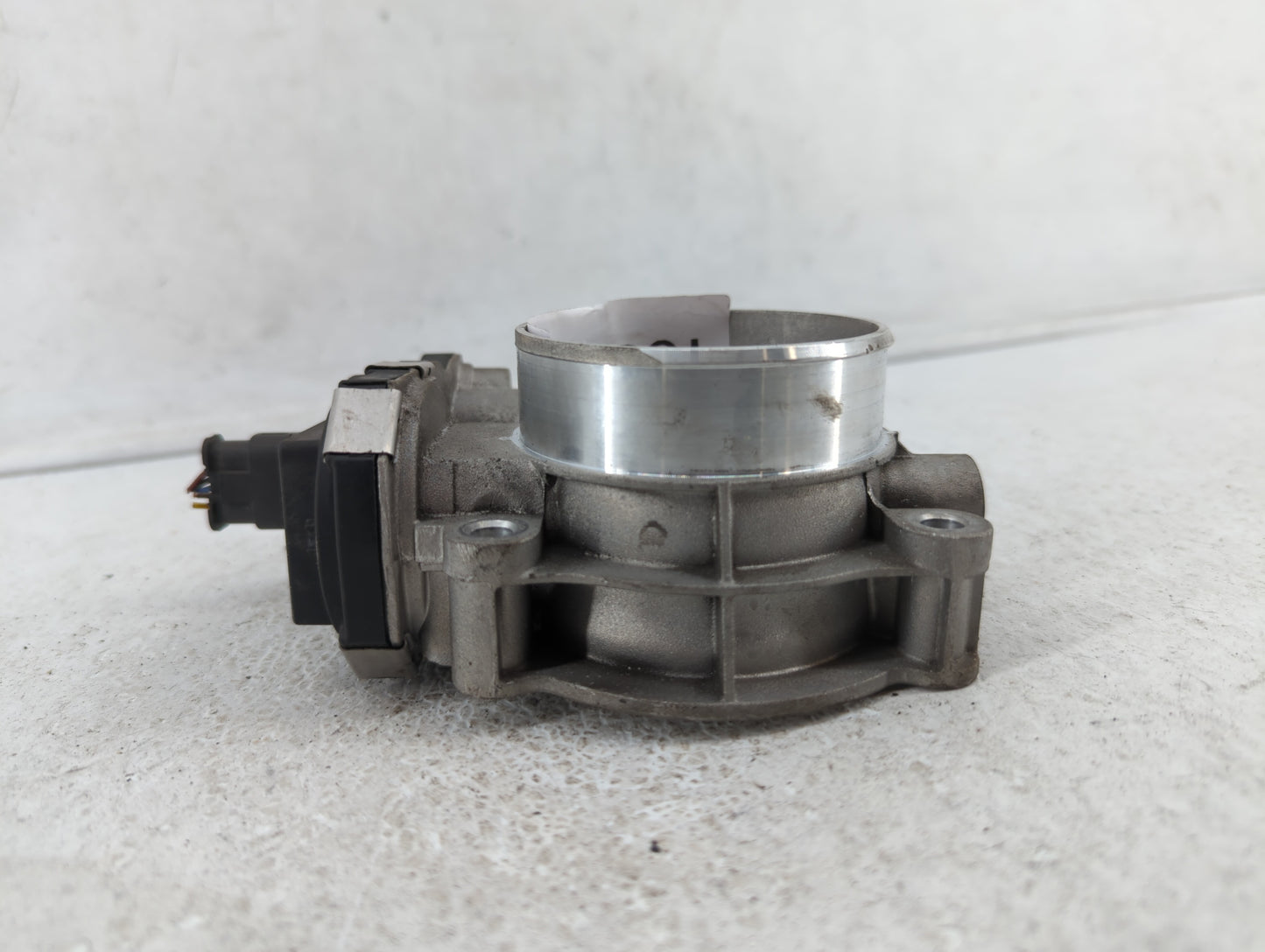 2017-2018 Chevrolet Colorado Throttle Body P/N:12676296AA 12671014, 12648414, 1267 1014 Fits Fits 2016 2017 2018 2019 OEM Us