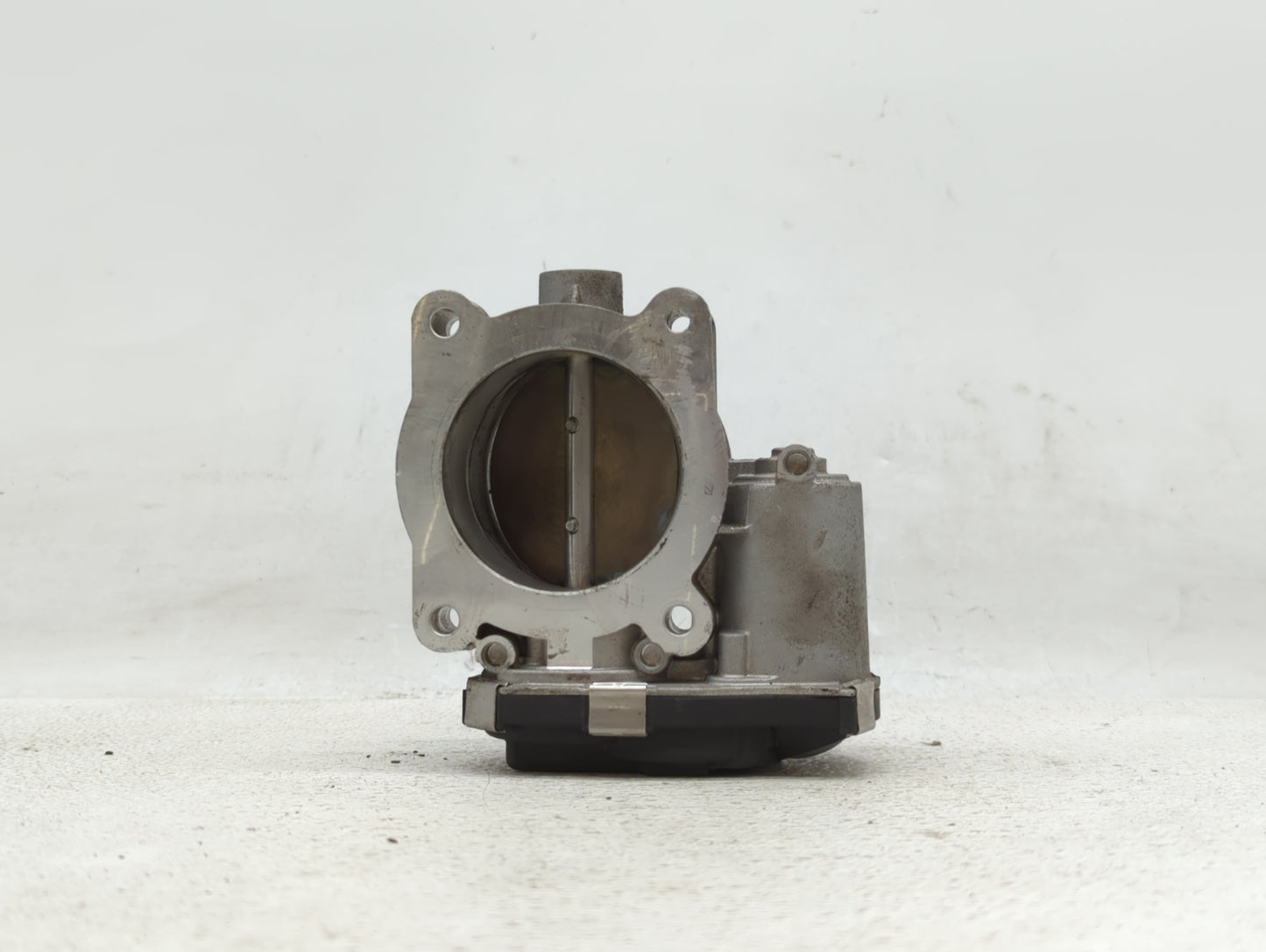 2016-2018 Chevrolet Colorado Throttle Body P/N:12670839AA 12627217DA Fits Fits 2016 2017 2018 2019 OEM Used Auto Parts - Oem