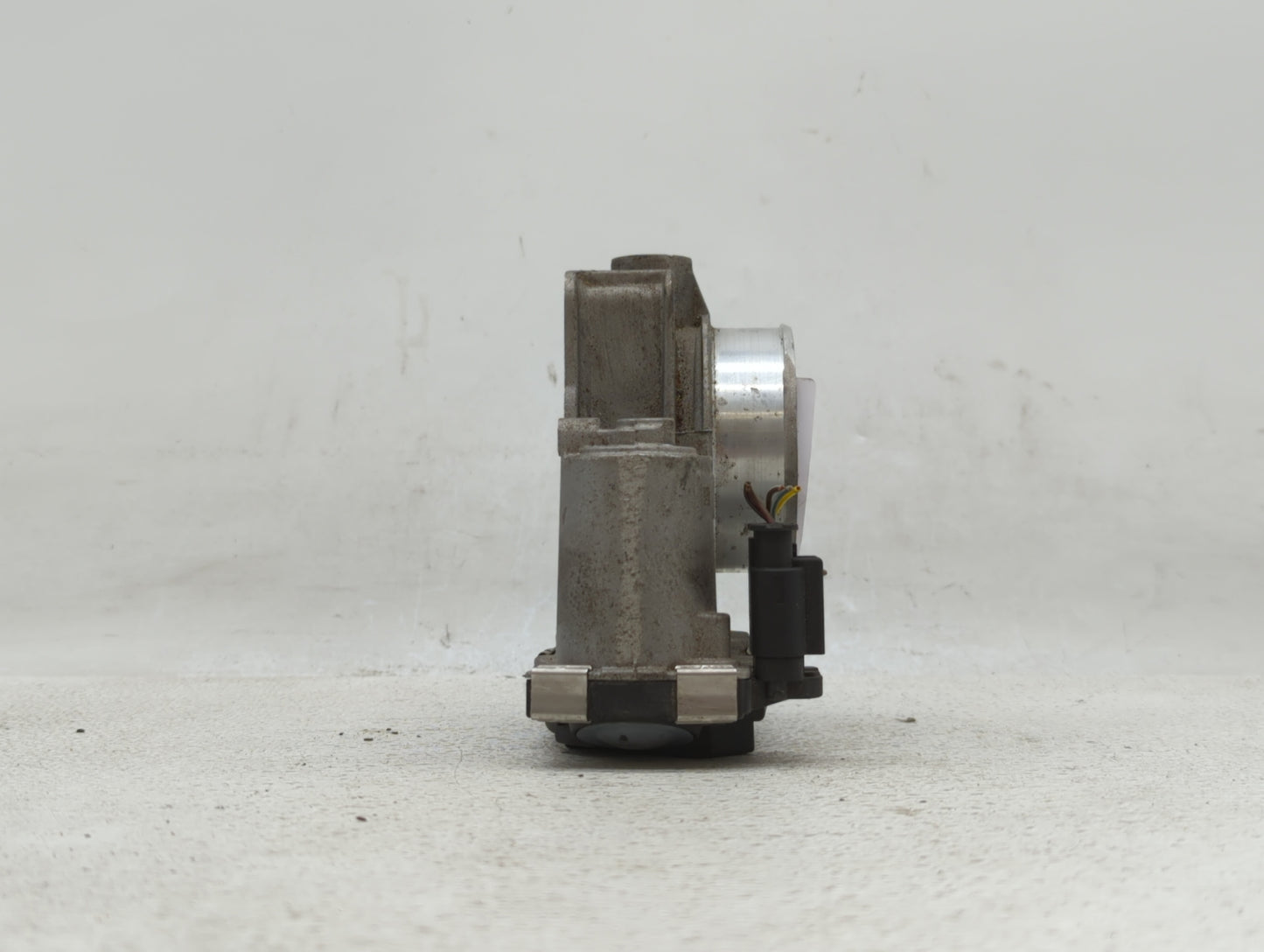 2016-2018 Chevrolet Colorado Throttle Body P/N:12670839AA 12627217DA Fits Fits 2016 2017 2018 2019 OEM Used Auto Parts - Oem