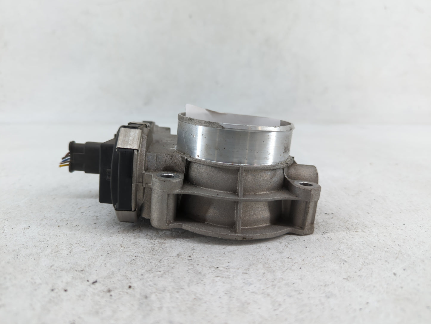 2017-2018 Chevrolet Colorado Throttle Body P/N:12671014 12648414, 1267 1014 Fits Fits 2016 2017 2018 2019 OEM Used Auto Part
