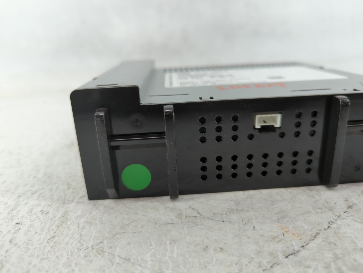 2018-2019 Chevrolet Colorado Radio AM FM Cd Player Receiver Replacement P/N:42554623 Fits Fits 2018 2019 OEM Used Auto Parts