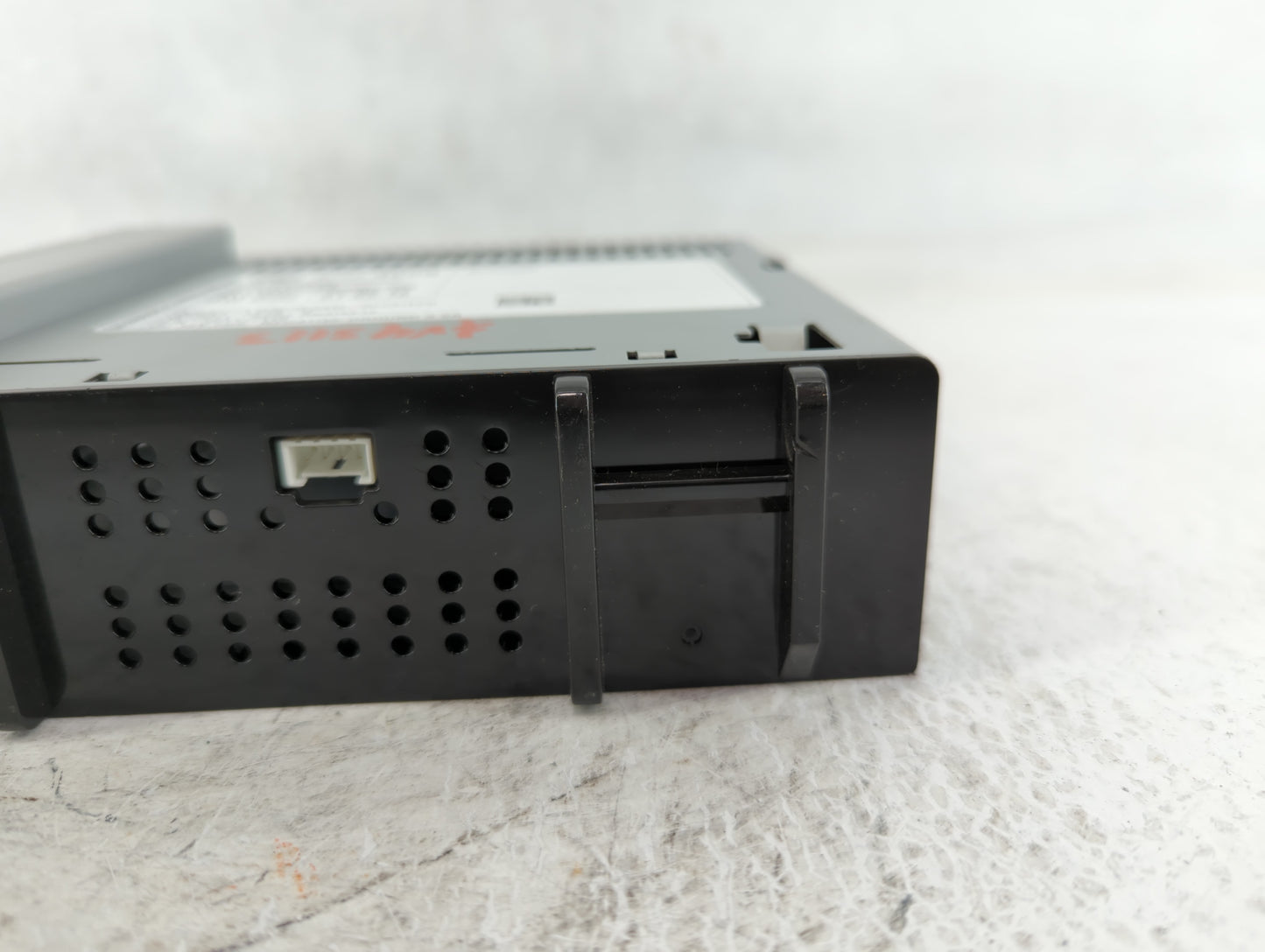 2018-2019 Chevrolet Colorado Radio AM FM Cd Player Receiver Replacement P/N:42554623 Fits Fits 2018 2019 OEM Used Auto Parts