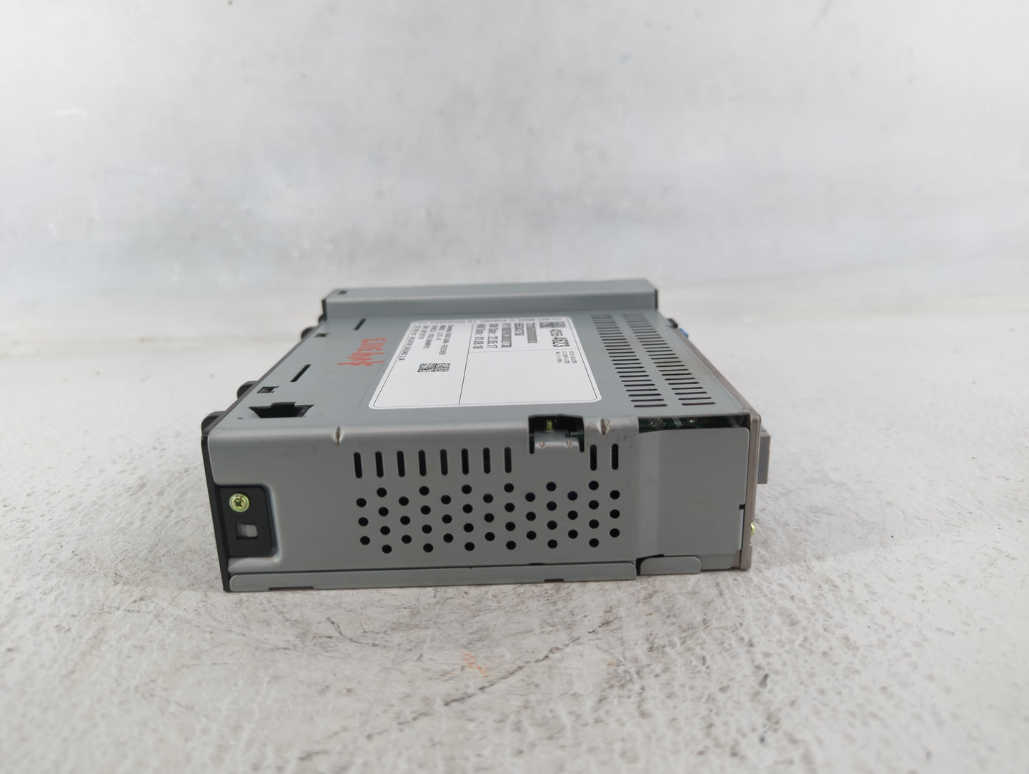 2018-2019 Chevrolet Colorado Radio AM FM Cd Player Receiver Replacement P/N:42554623 Fits Fits 2018 2019 OEM Used Auto Parts