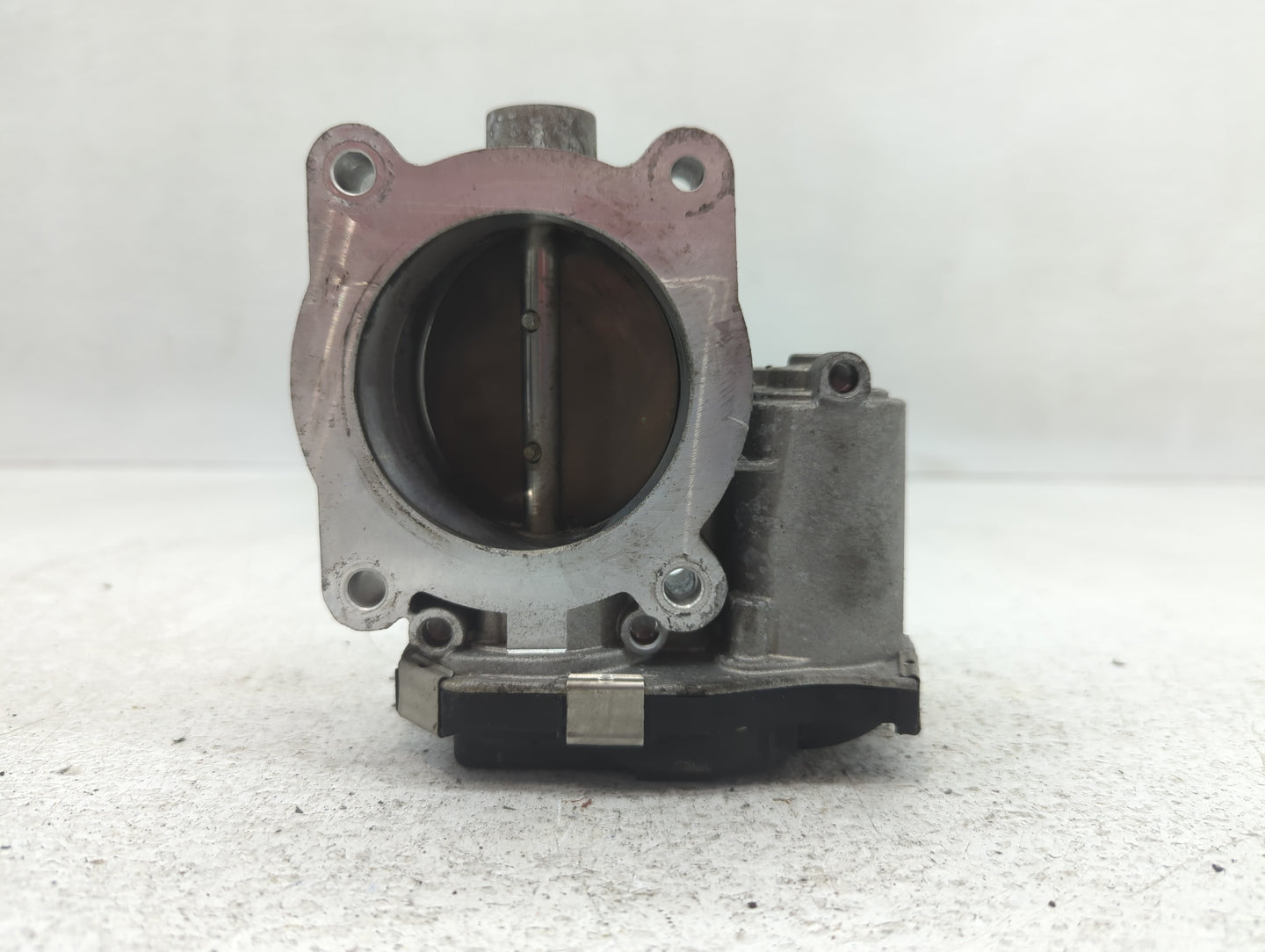 2016-2022 Chevrolet Colorado Throttle Body P/N:12670839AA Fits Fits 2016 2017 2018 2019 2020 2021 2022 OEM Used Auto Parts -