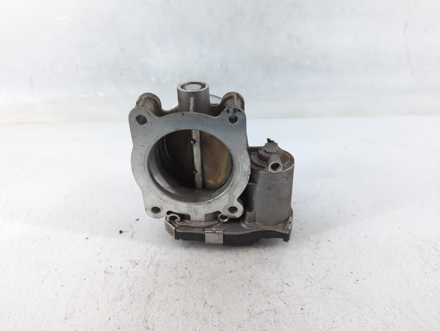 2016-2022 Chevrolet Colorado Throttle Body P/N:12670839AA Fits Fits 2016 2017 2018 2019 2020 2021 2022 OEM Used Auto Parts -