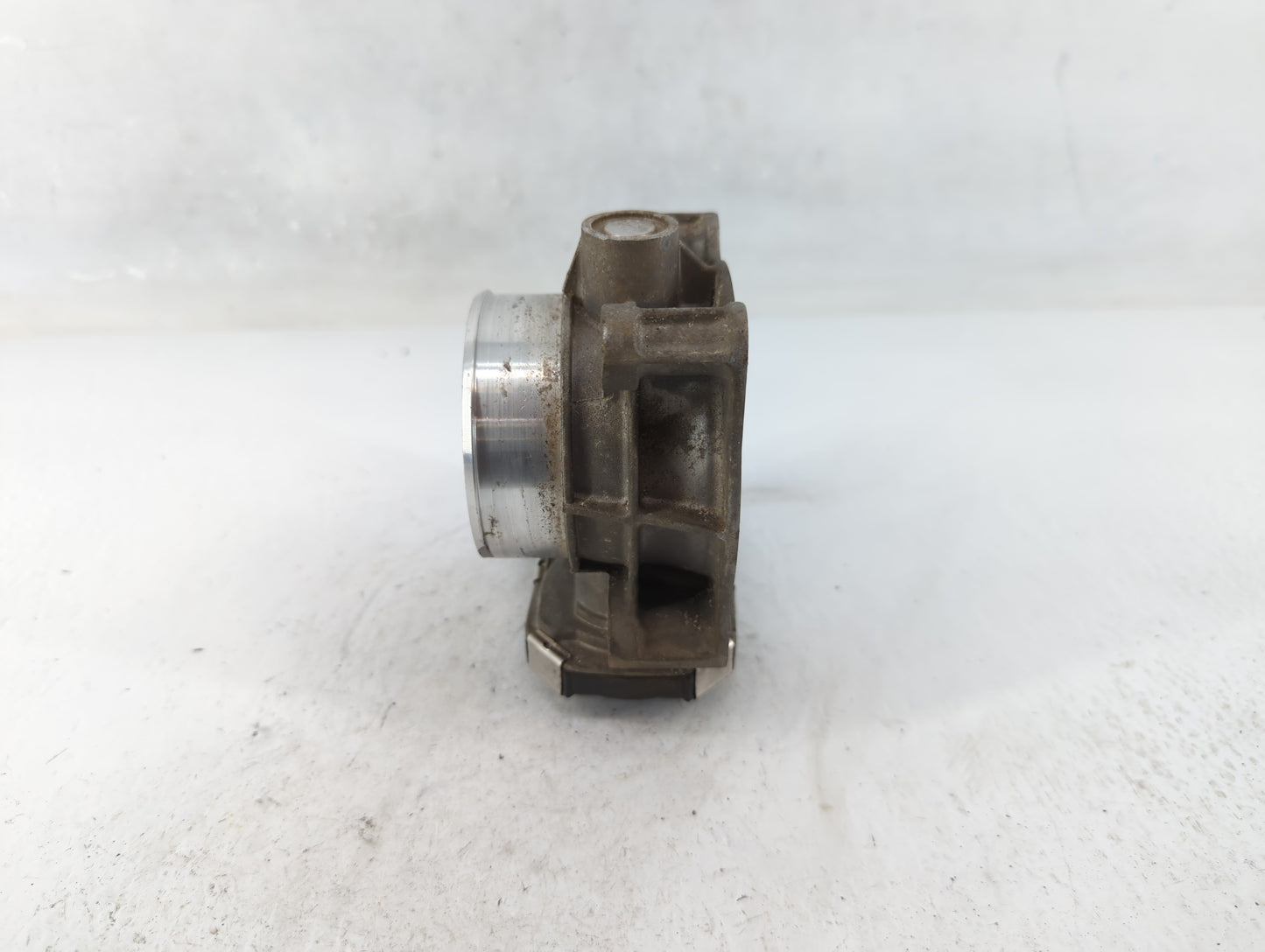 2016-2022 Chevrolet Colorado Throttle Body P/N:12670839AA Fits Fits 2016 2017 2018 2019 2020 2021 2022 OEM Used Auto Parts -
