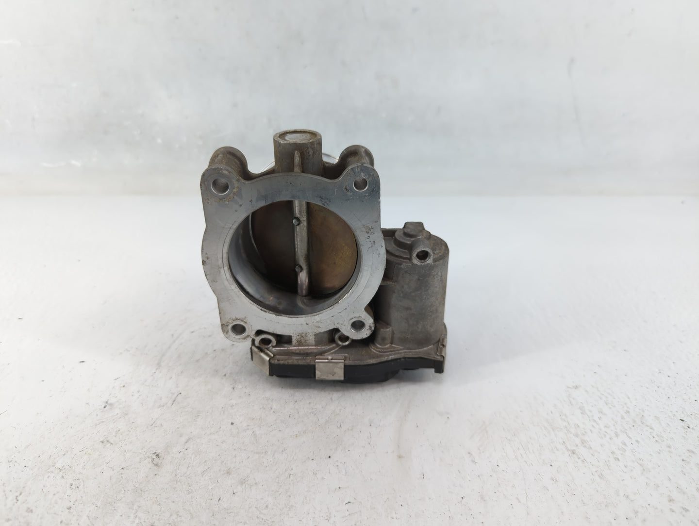 2016-2022 Chevrolet Colorado Throttle Body P/N:12670839AA Fits Fits 2016 2017 2018 2019 2020 2021 2022 OEM Used Auto Parts -