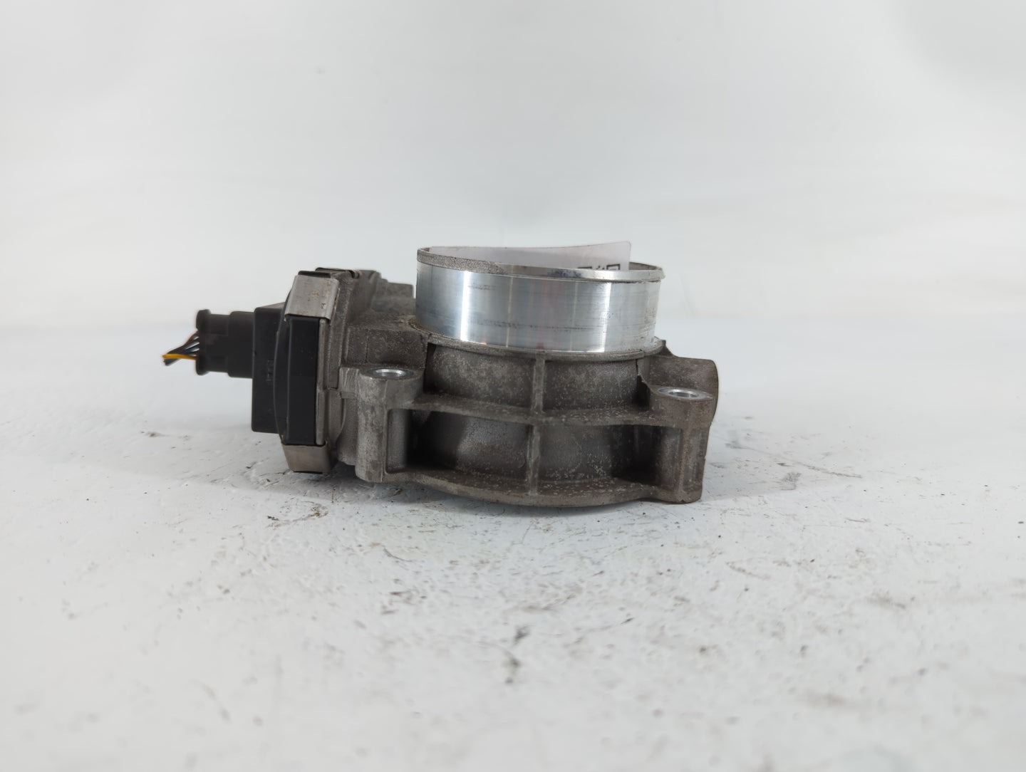 2017-2022 Chevrolet Colorado Throttle Body P/N:12671014 Fits Fits 2016 2017 2018 2019 2020 2021 2022 OEM Used Auto Parts - O
