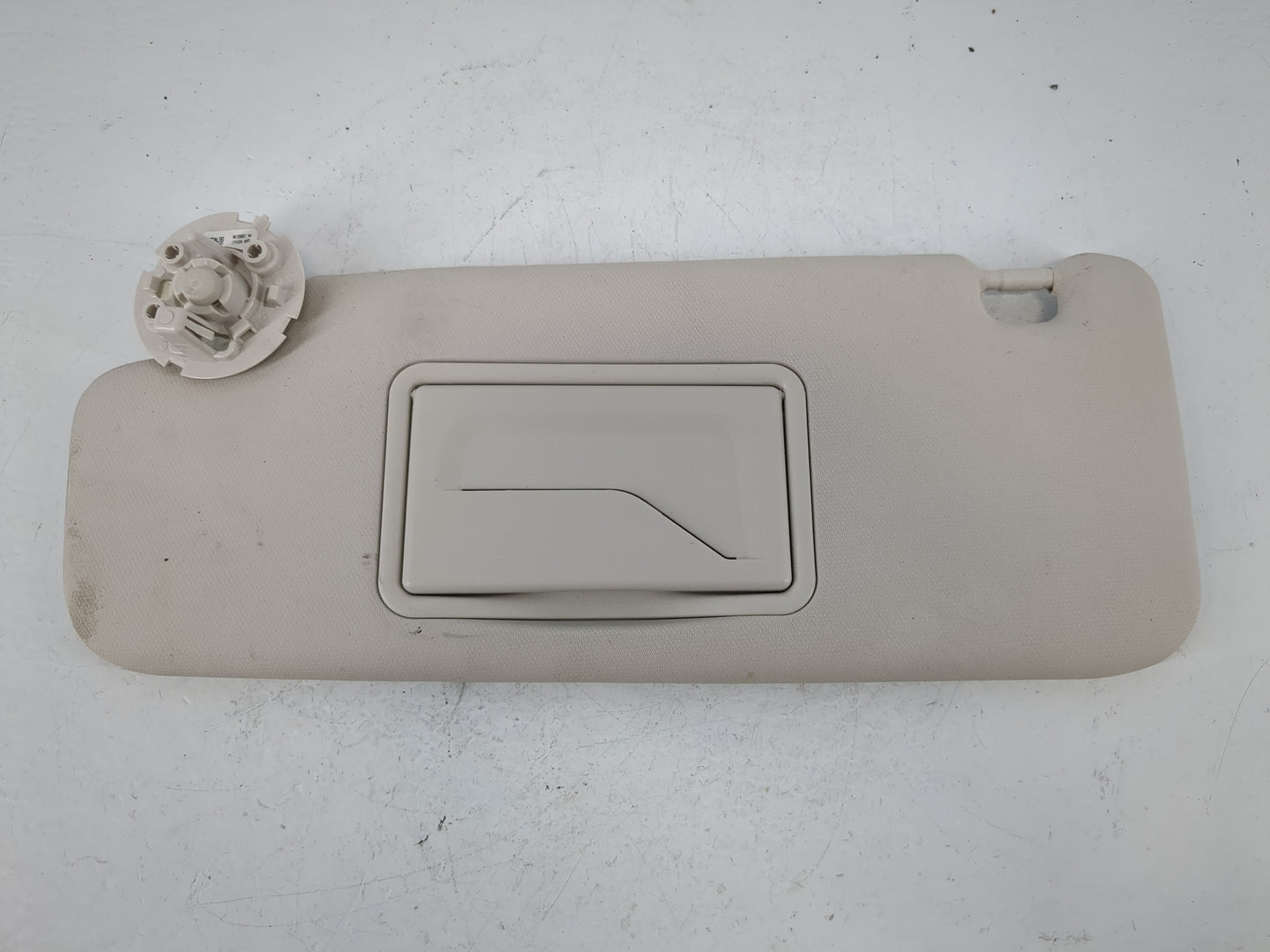 2017-2019 Chevrolet Cruze Sun Visor Shade Replacement Driver Left Mirror Fits Fits 2017 2018 2019 OEM Used Auto Parts - Oemu