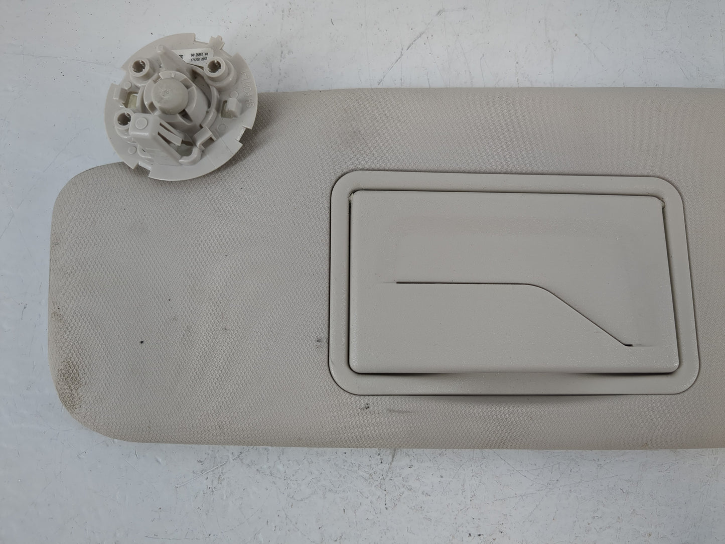 2017-2019 Chevrolet Cruze Sun Visor Shade Replacement Driver Left Mirror Fits Fits 2017 2018 2019 OEM Used Auto Parts - Oemu