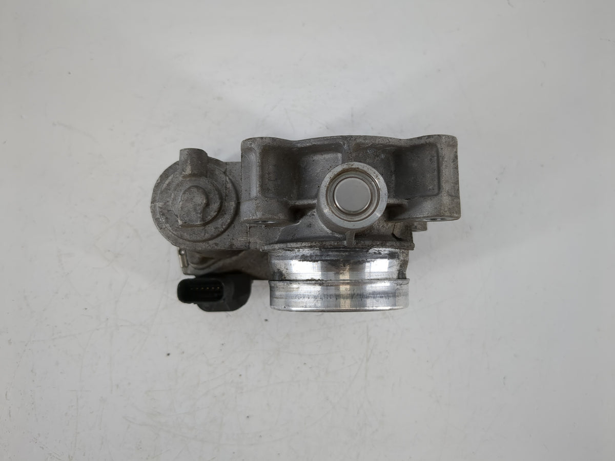 2017-2019 Chevrolet Cruze Throttle Body P/N:12671379AA Fits Fits 2016 2017 2018 2019 2020 2021 2022 OEM Used Auto Parts - Oe