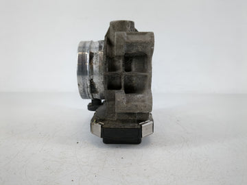 2017-2019 Chevrolet Cruze Throttle Body Fits Fits 2016 2017 2018 2019 2020 2021 2022 OEM Used Auto Parts
