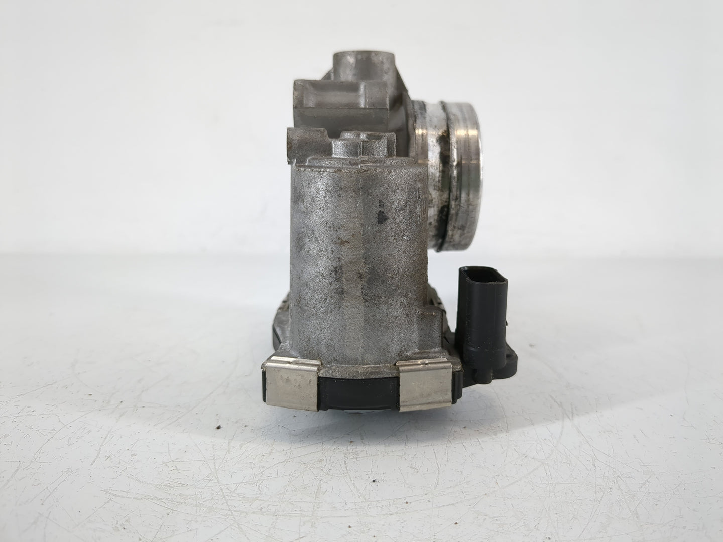 2017-2019 Chevrolet Cruze Throttle Body Fits Fits 2016 2017 2018 2019 2020 2021 2022 OEM Used Auto Parts - Oemusedautoparts1
