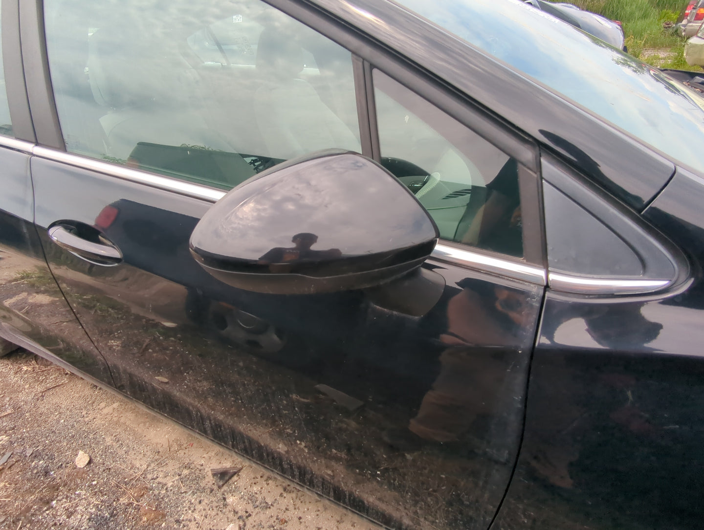 2016-2019 Chevrolet Cruze Passenger Side View Mirror - Right Door Mirror OEM Used - Oemusedautoparts1.com