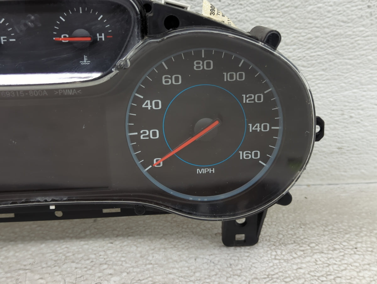 2017-2018 Chevrolet Cruze Instrument Cluster Speedometer Gauges P/N:39084636 Miles:66K Fits Fits 2017 2018 OEM Used Auto Par