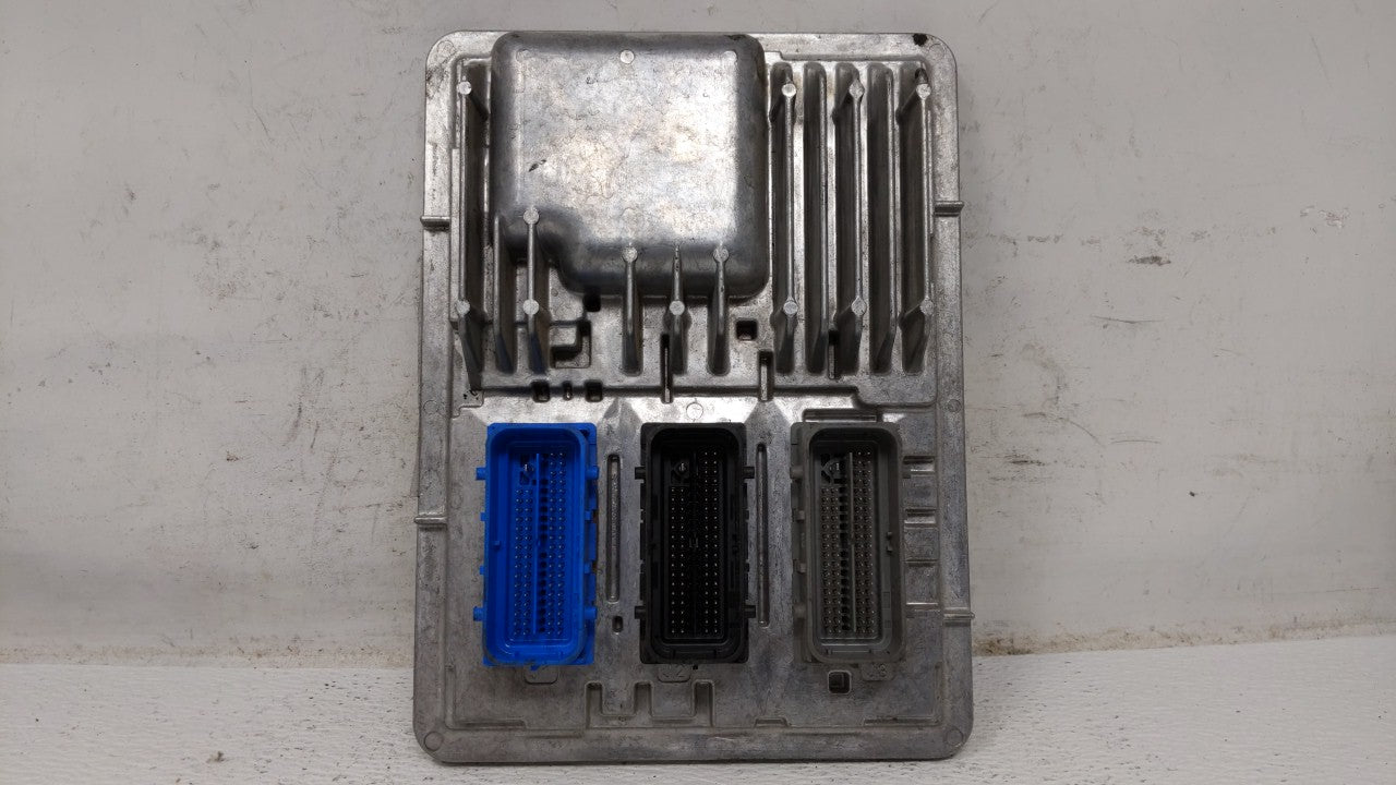 2017-2019 Chevrolet Cruze PCM Engine Control Computer ECU ECM PCU OEM P/N:12680876 12677677 Fits OEM Used Auto Parts - Oemus
