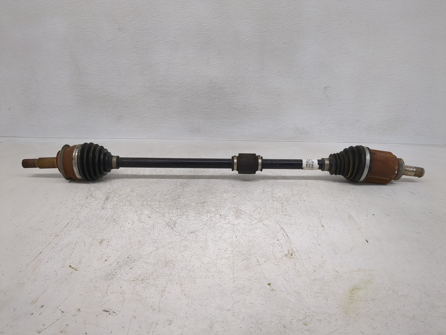 2016-2019 Chevrolet Cruze Axle Shaft Front Passenger Cv C/v - Oemusedautoparts1.com