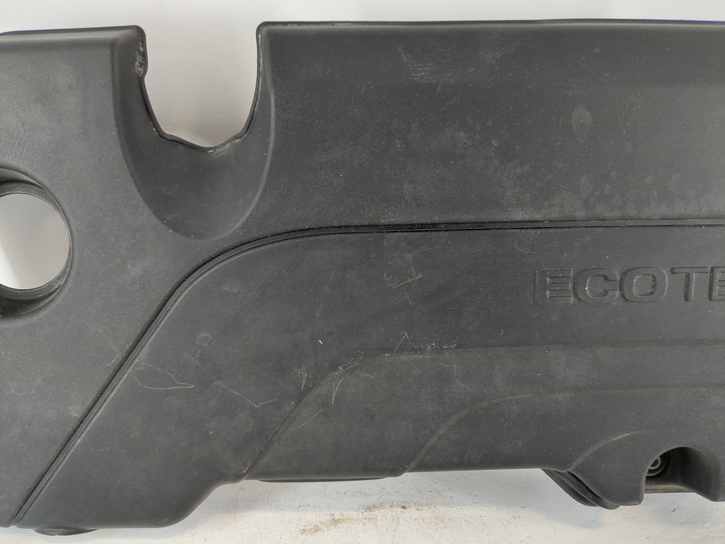 2018 Chevrolet Cruze Engine Cover - Oemusedautoparts1.com