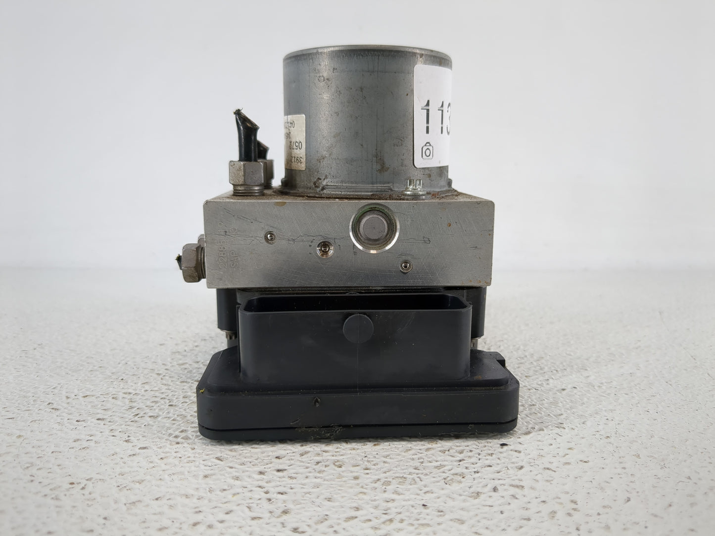 2018 Chevrolet Cruze ABS Pump Control Module Replacement P/N:39120572 Fits OEM Used Auto Parts - Oemusedautoparts1.com