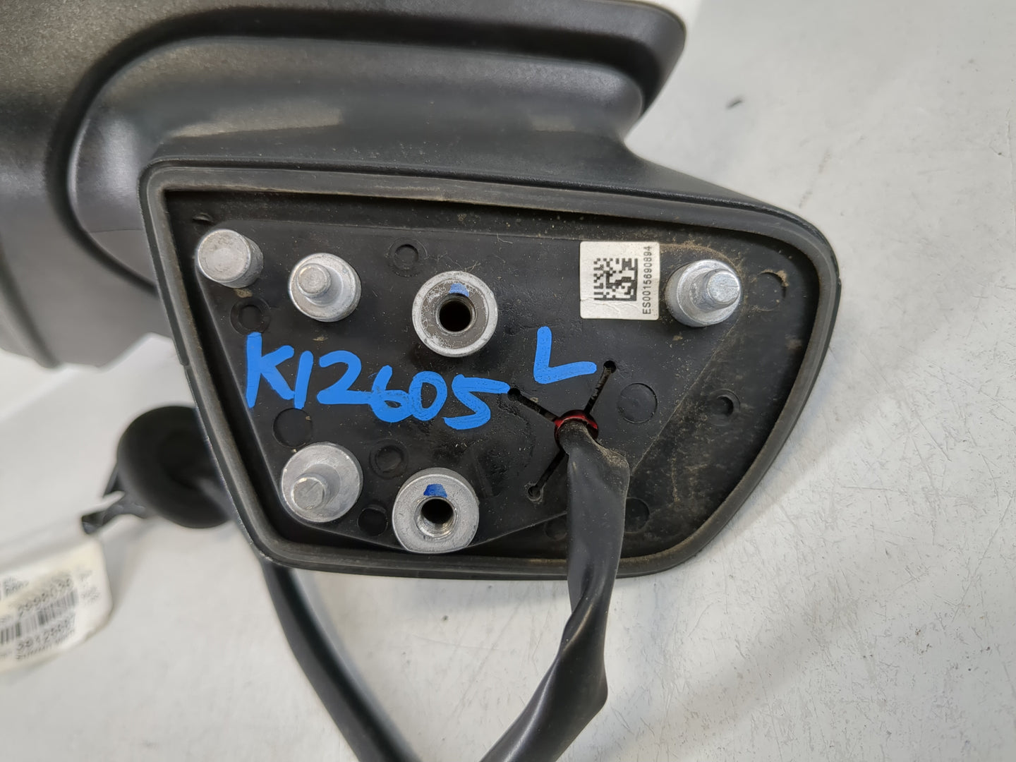 2016-2019 Chevrolet Cruze Driver Side View Mirror - Left Door Mirror OEM Used - Oemusedautoparts1.com