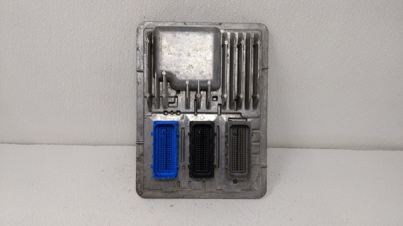 2017-2019 Chevrolet Cruze PCM Engine Control Computer ECU ECM PCU OEM P/N:12680876 12677677 Fits OEM Used Auto Parts - Oemus