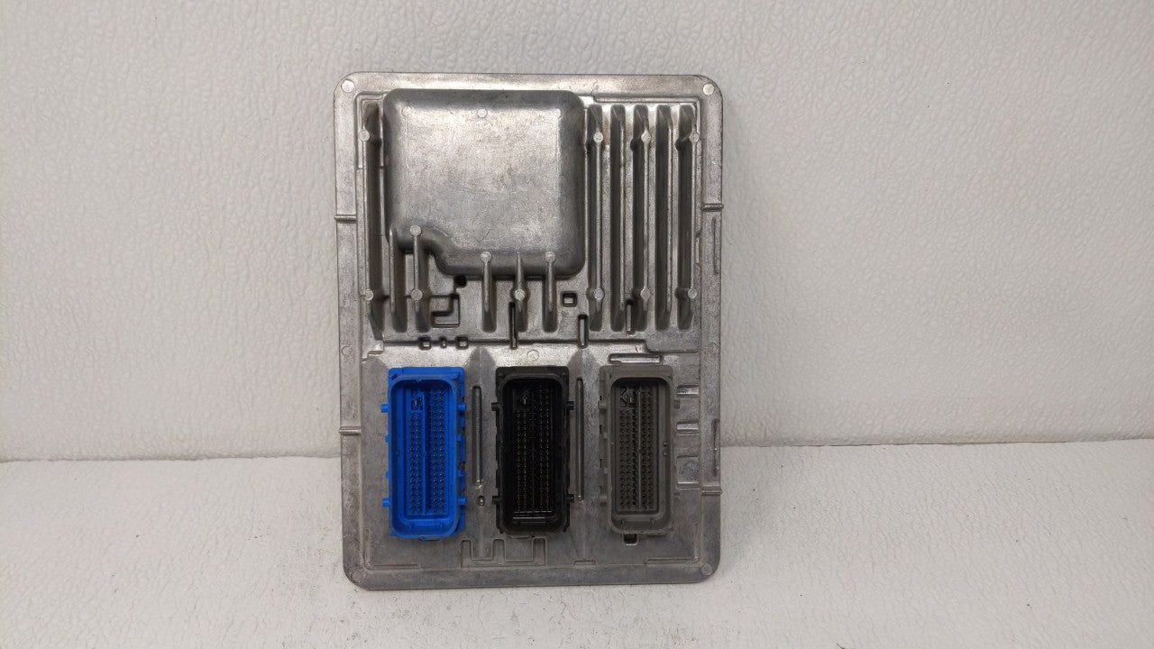 2017-2019 Chevrolet Cruze PCM Engine Control Computer ECU ECM PCU OEM P/N:12680876 12677677 Fits OEM Used Auto Parts - Oemus