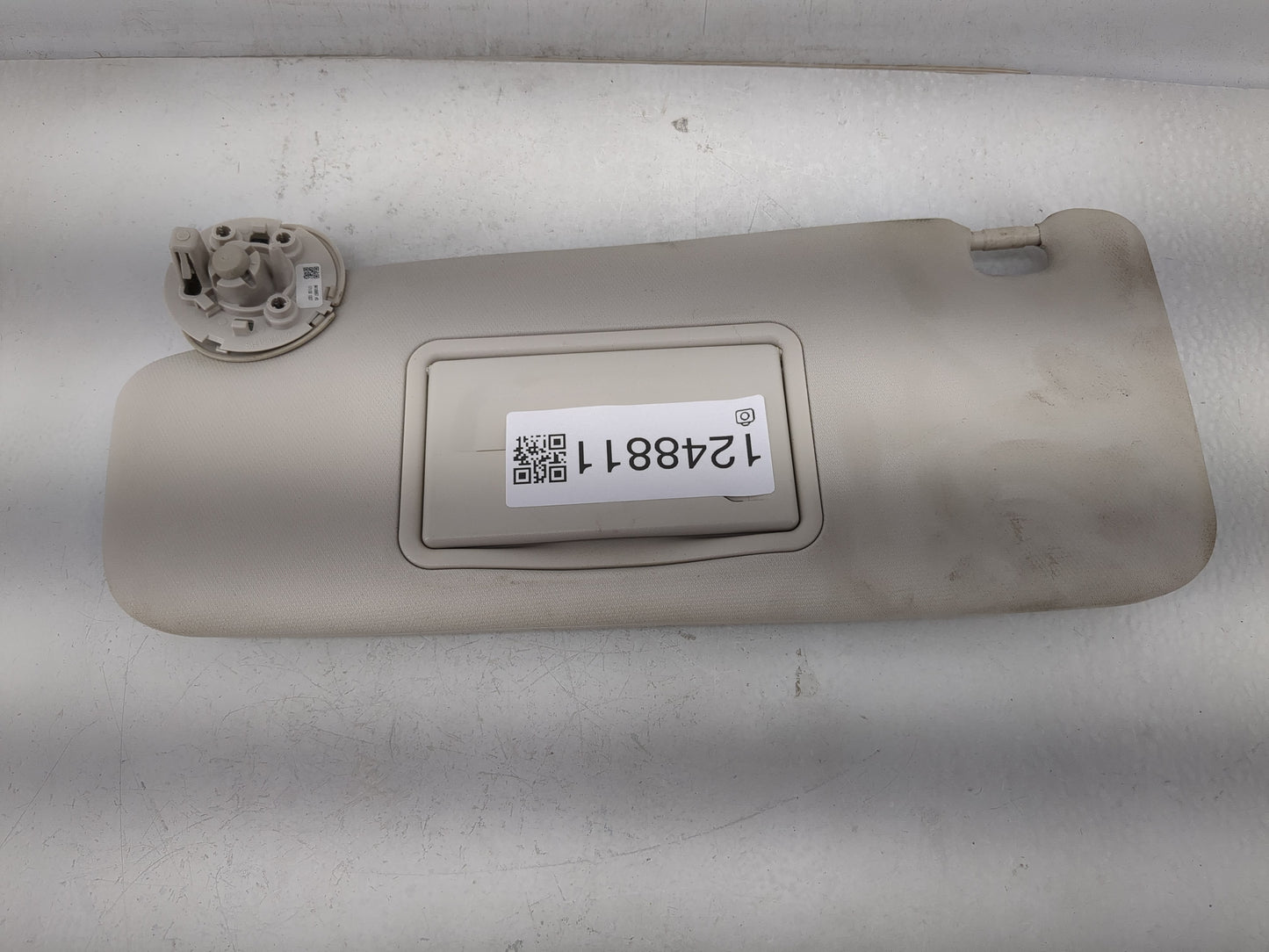 2017-2019 Chevrolet Cruze Sun Visor Shade Replacement Driver Left Mirror Fits Fits 2017 2018 2019 OEM Used Auto Parts - Oemu