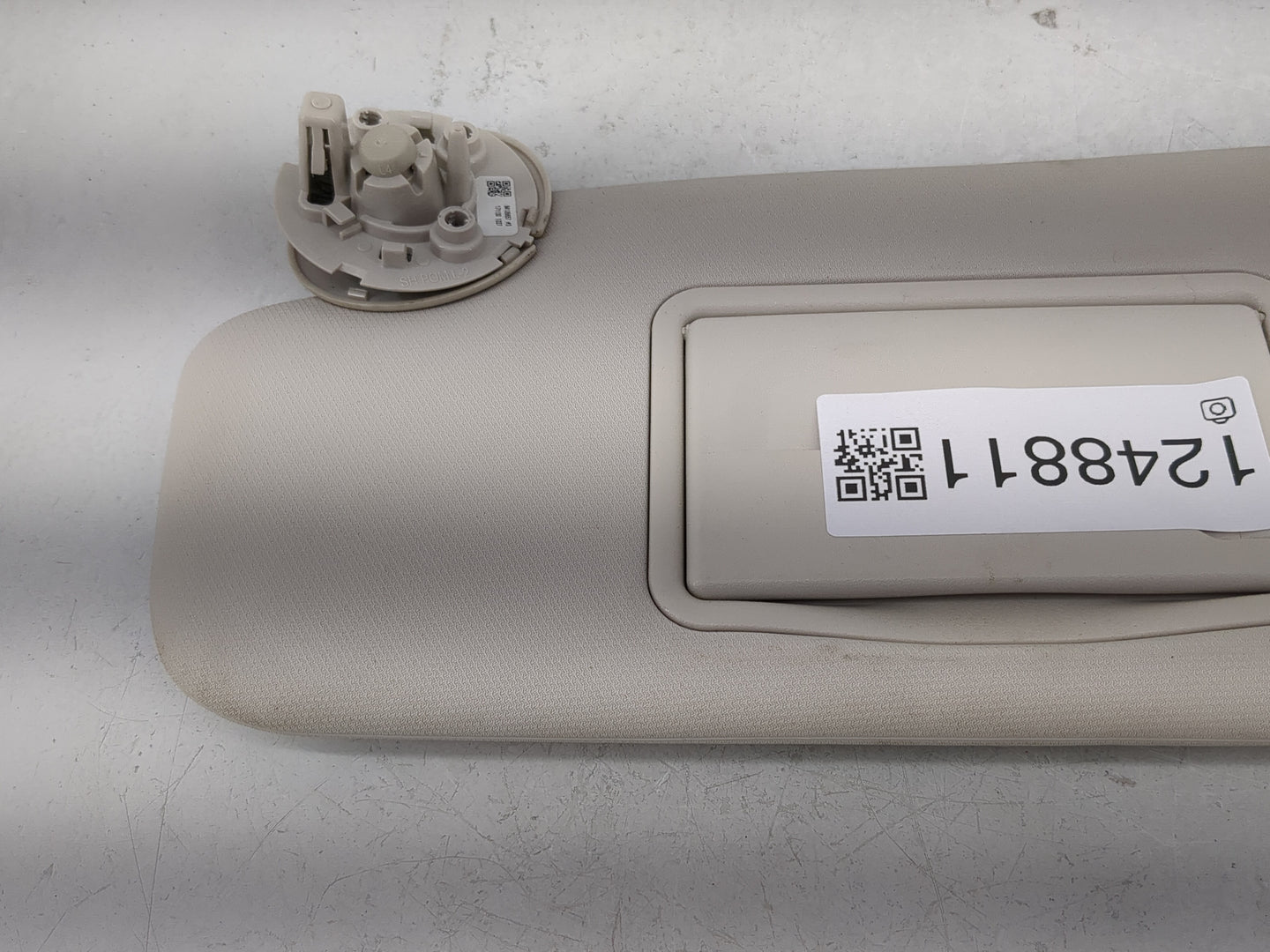 2017-2019 Chevrolet Cruze Sun Visor Shade Replacement Driver Left Mirror Fits Fits 2017 2018 2019 OEM Used Auto Parts - Oemu