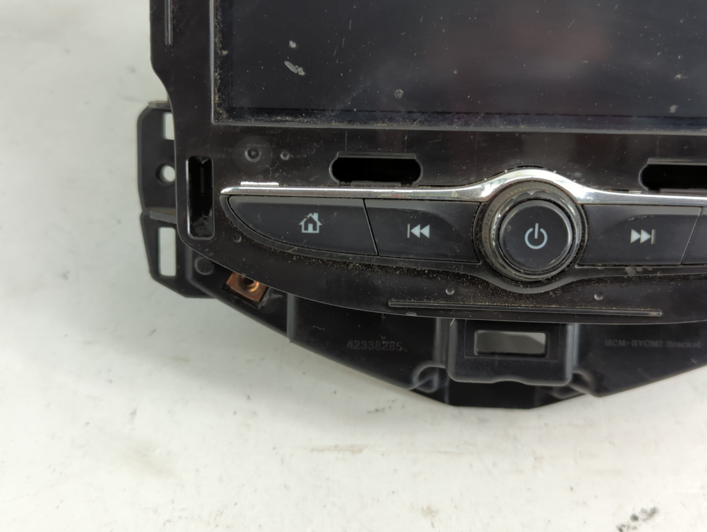 2017-2018 Chevrolet Cruze Radio AM FM Cd Player Receiver Replacement P/N:42532847 Fits Fits 2017 2018 2019 2020 2021 OEM Use