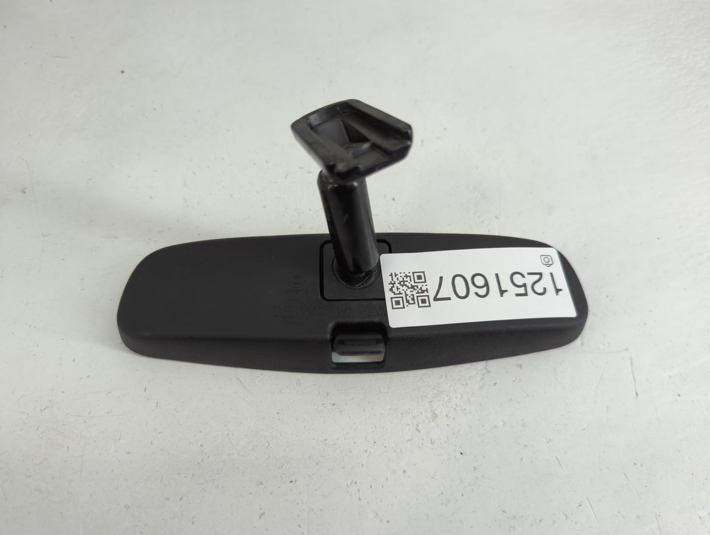 2011-2019 Chevrolet Cruze Interior Rear View Mirror Replacement OEM P/N:E11026150 Fits OEM Used Auto Parts - Oemusedautopart