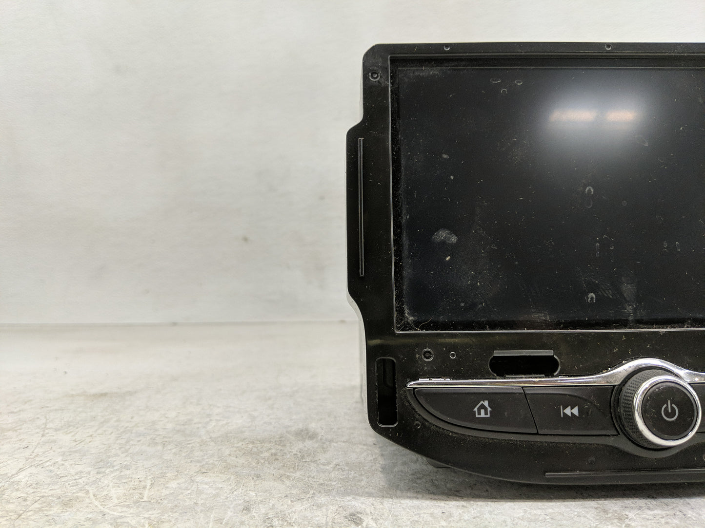 2018 Chevrolet Cruze Radio AM FM Cd Player Receiver Replacement P/N:42554671 Fits OEM Used Auto Parts - Oemusedautoparts1.co